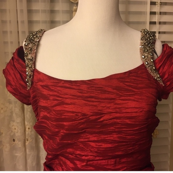 “ALEX EVENINGS” Ruched Cocktail Dress - Picture 3 of 16